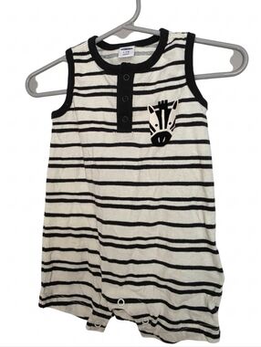 Old Navy NWOT Black & White Striped Zebra Sleeveless Romper